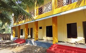 Sunshine Beach Cottage